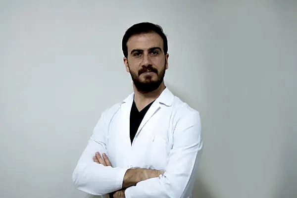 Çene Eklemi (TMJ) Problemleri ve Fizyoterapi Tedavisi: Belirtiler, Nedenler ve Tedavi Yöntemleri